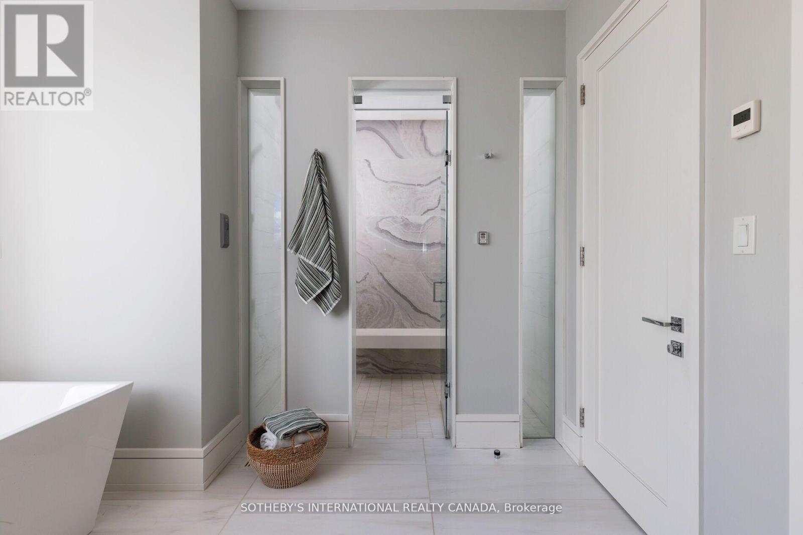 7 Thurloe Avenue, Toronto, Ontario  M4S 0B4 - Photo 33 - C12922320