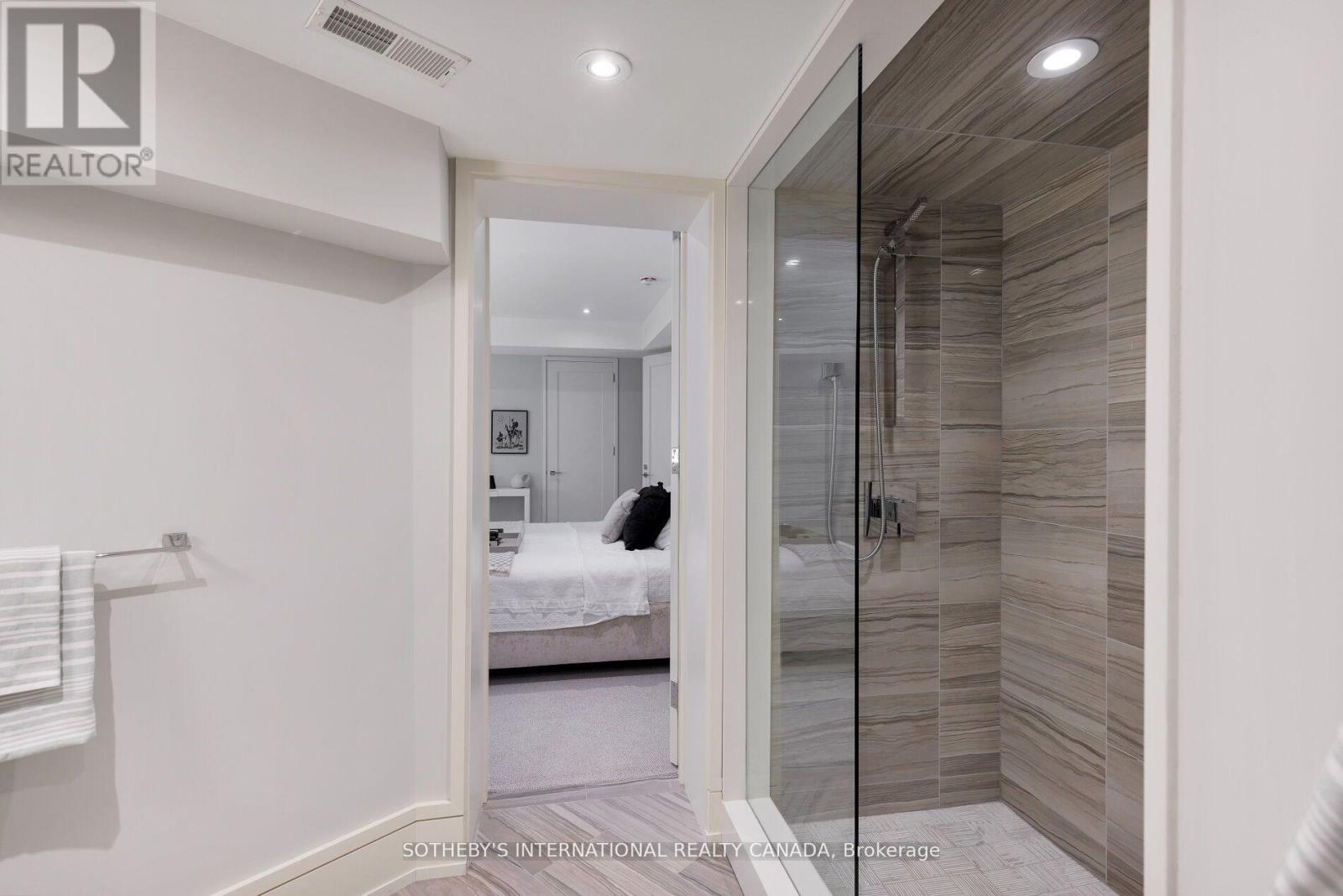 7 Thurloe Avenue, Toronto, Ontario  M4S 0B4 - Photo 37 - C12922320