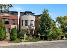 7 THURLOE AVENUE, Toronto, Ontario
