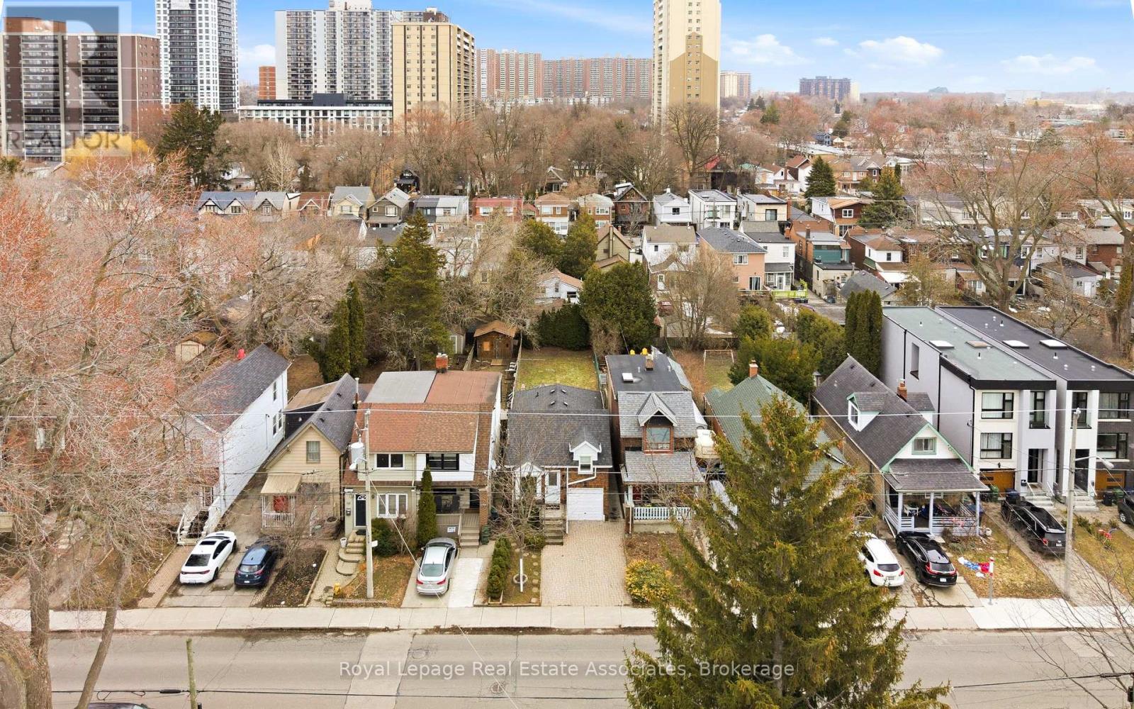 177 Chisholm Avenue, Toronto, Ontario  M4C 4V9 - Photo 29 - E12922270