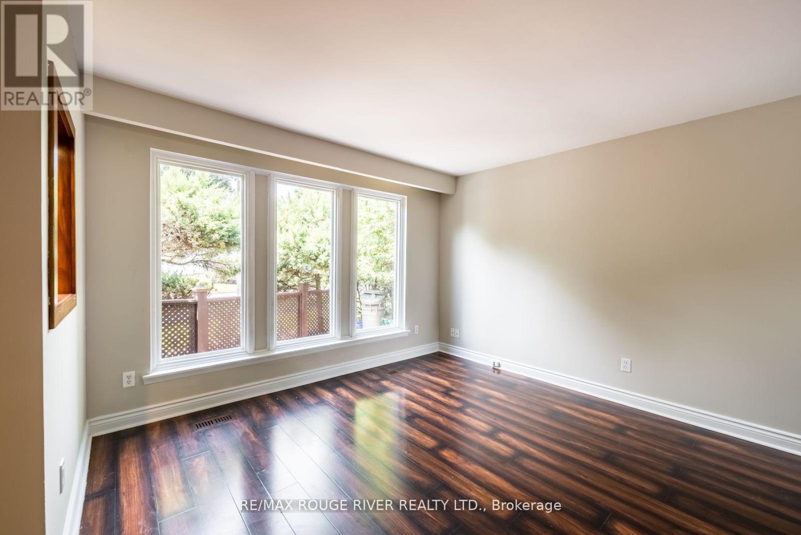 3 Swanston Crescent, Ajax, Ontario  L1S 3J5 - Photo 7 - E12922304