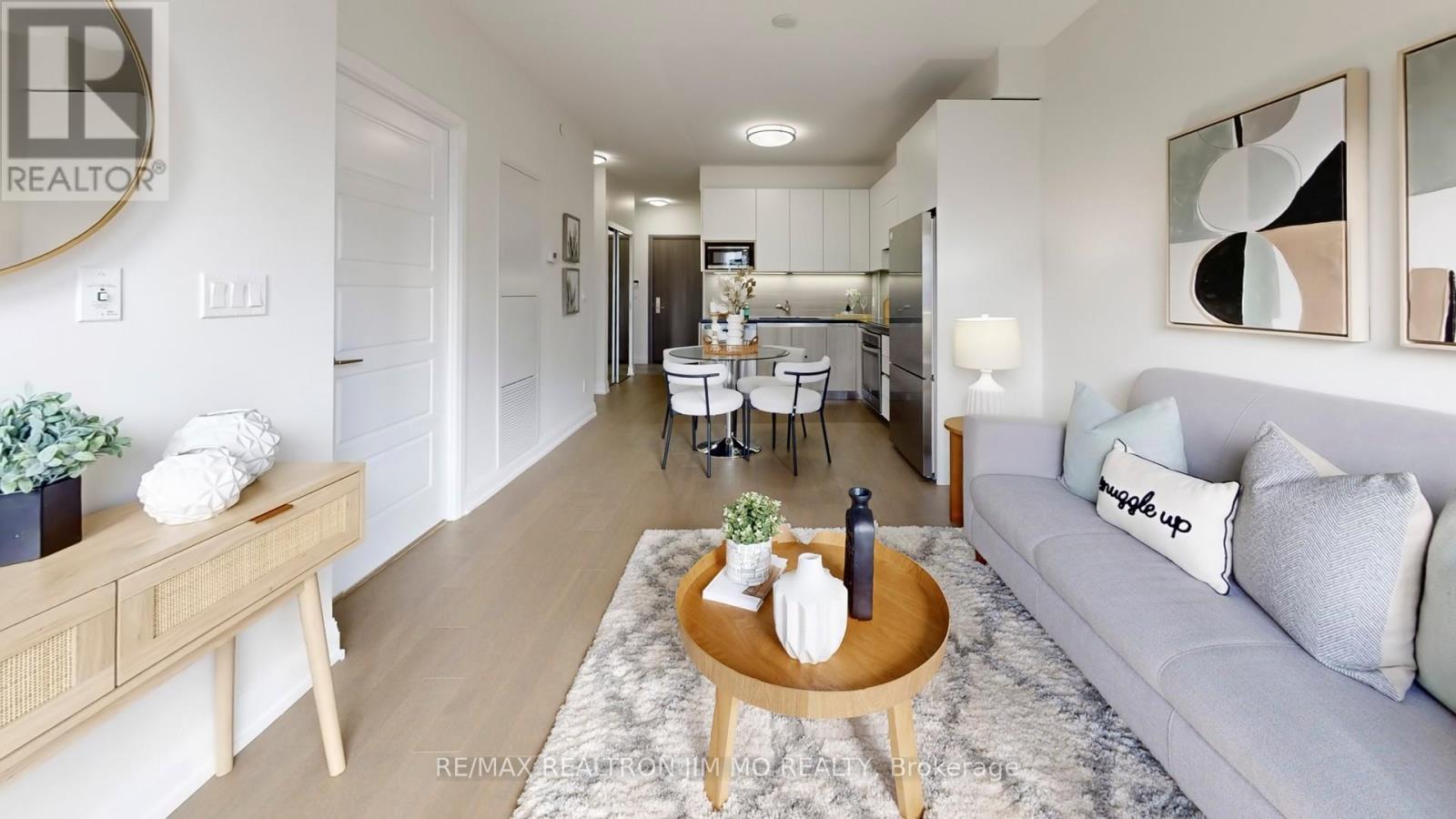 730 - 25 Water Walk Drive, Markham, Ontario  L6G 0G3 - Photo 14 - N12922294