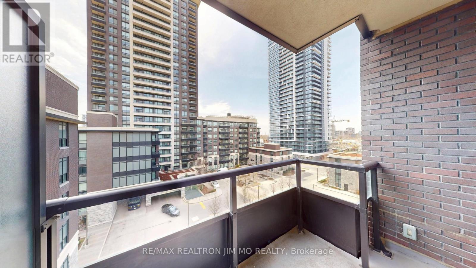 730 - 25 Water Walk Drive, Markham, Ontario  L6G 0G3 - Photo 37 - N12922294