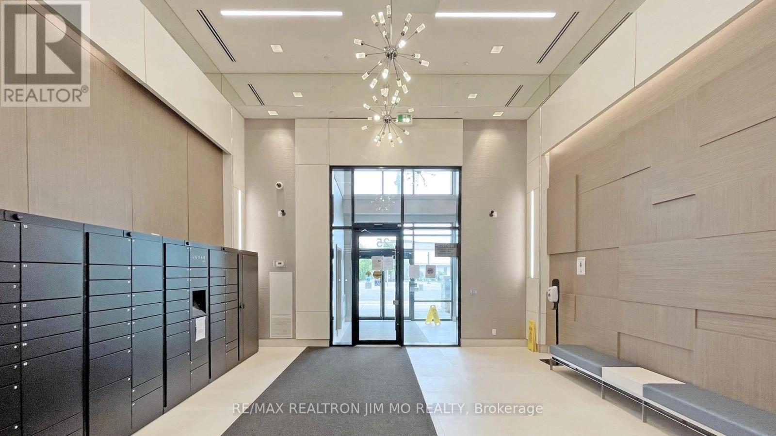 730 - 25 Water Walk Drive, Markham, Ontario  L6G 0G3 - Photo 6 - N12922294