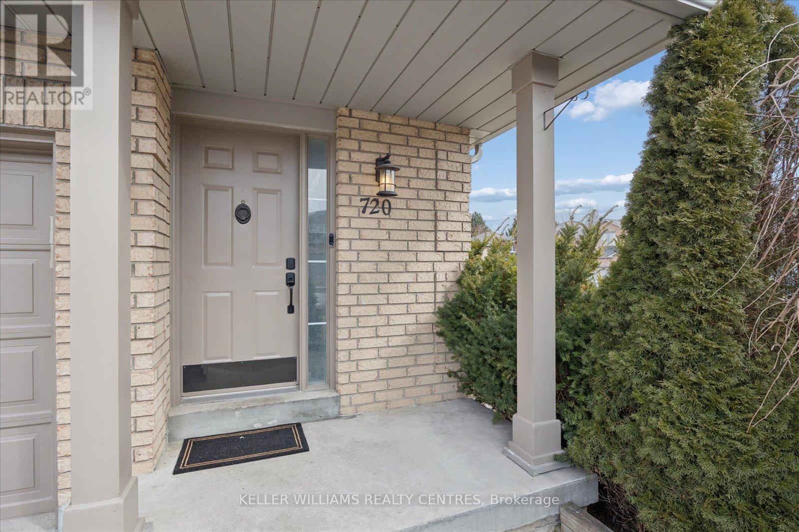 720 Walpole Crescent, Newmarket, Ontario  L3X 2B1 - Photo 4 - N12922306
