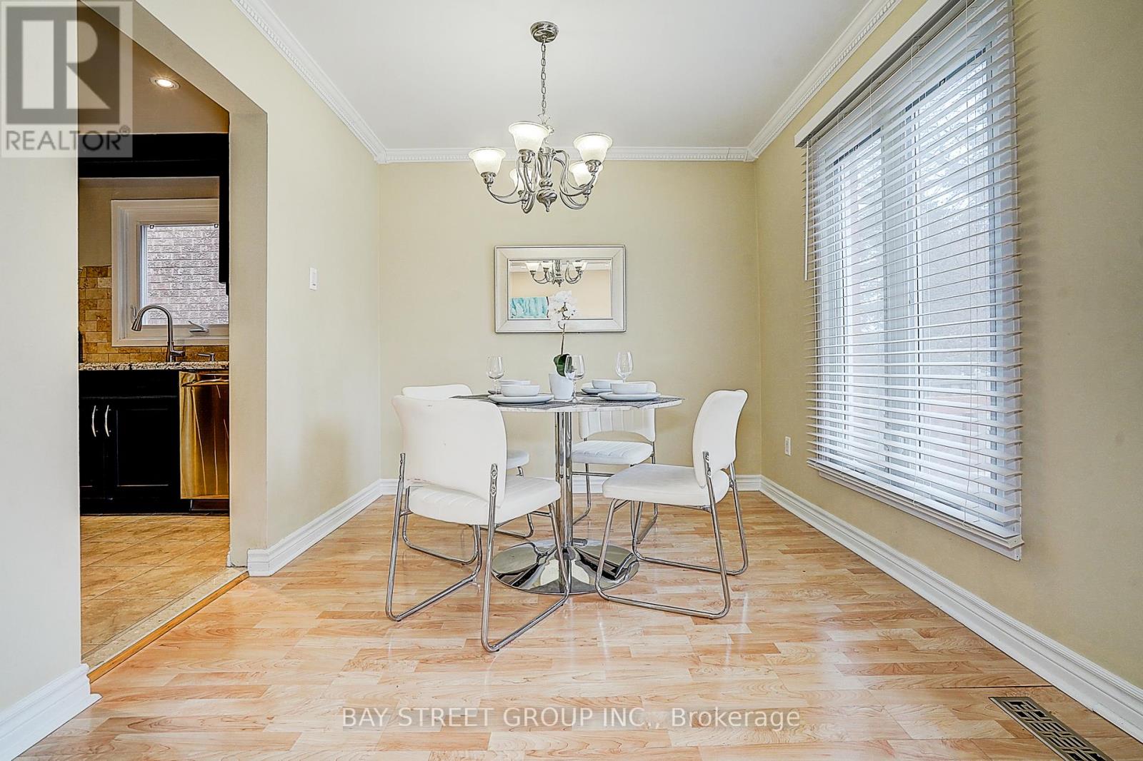 151 Campbell Avenue, Vaughan, Ontario  L4J 5A7 - Photo 17 - N12922308