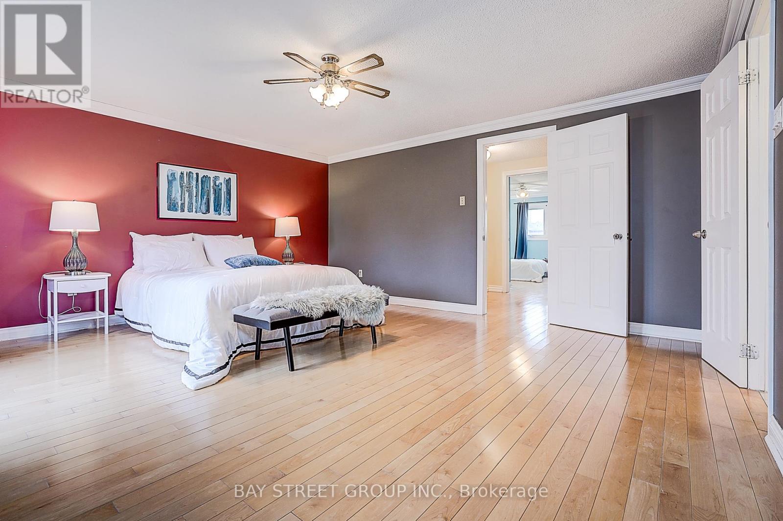 151 Campbell Avenue, Vaughan, Ontario  L4J 5A7 - Photo 34 - N12922308