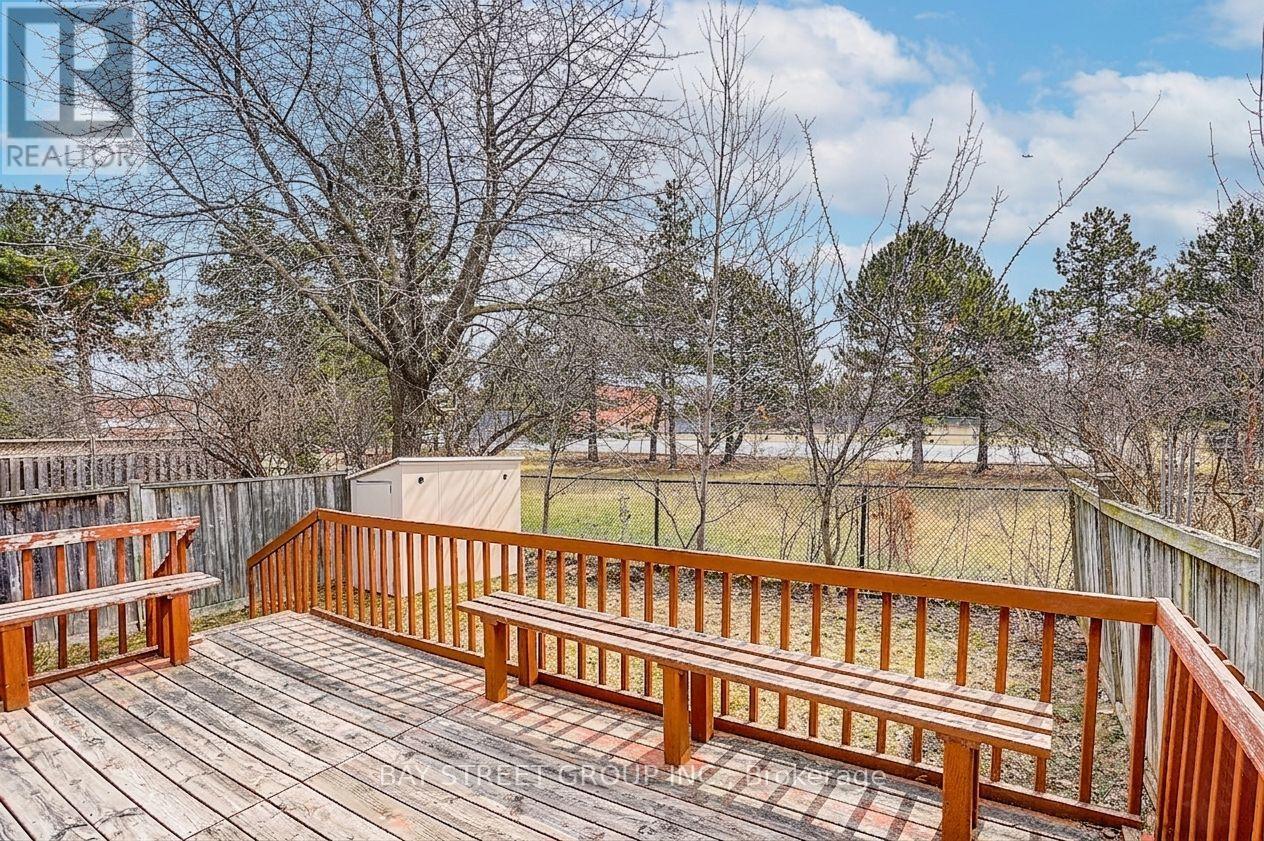 151 Campbell Avenue, Vaughan, Ontario  L4J 5A7 - Photo 48 - N12922308