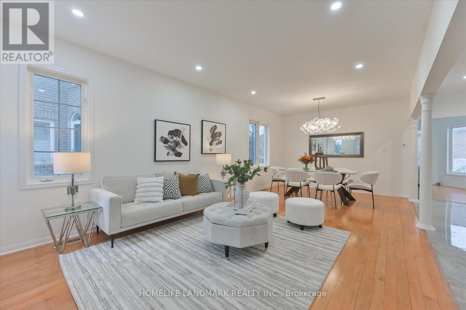 20 Fortune Crescent, Richmond Hill, Ontario  L4S 1S5 - Photo 3 - N12922314