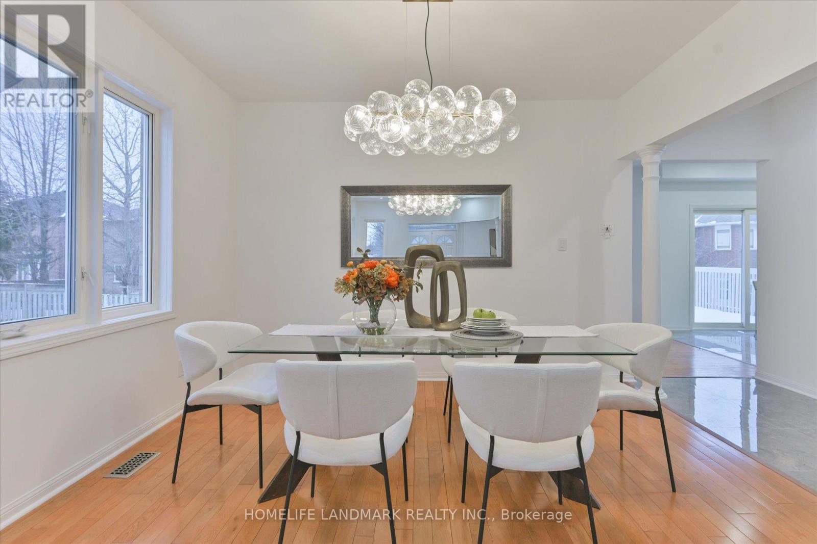 20 Fortune Crescent, Richmond Hill, Ontario  L4S 1S5 - Photo 4 - N12922314