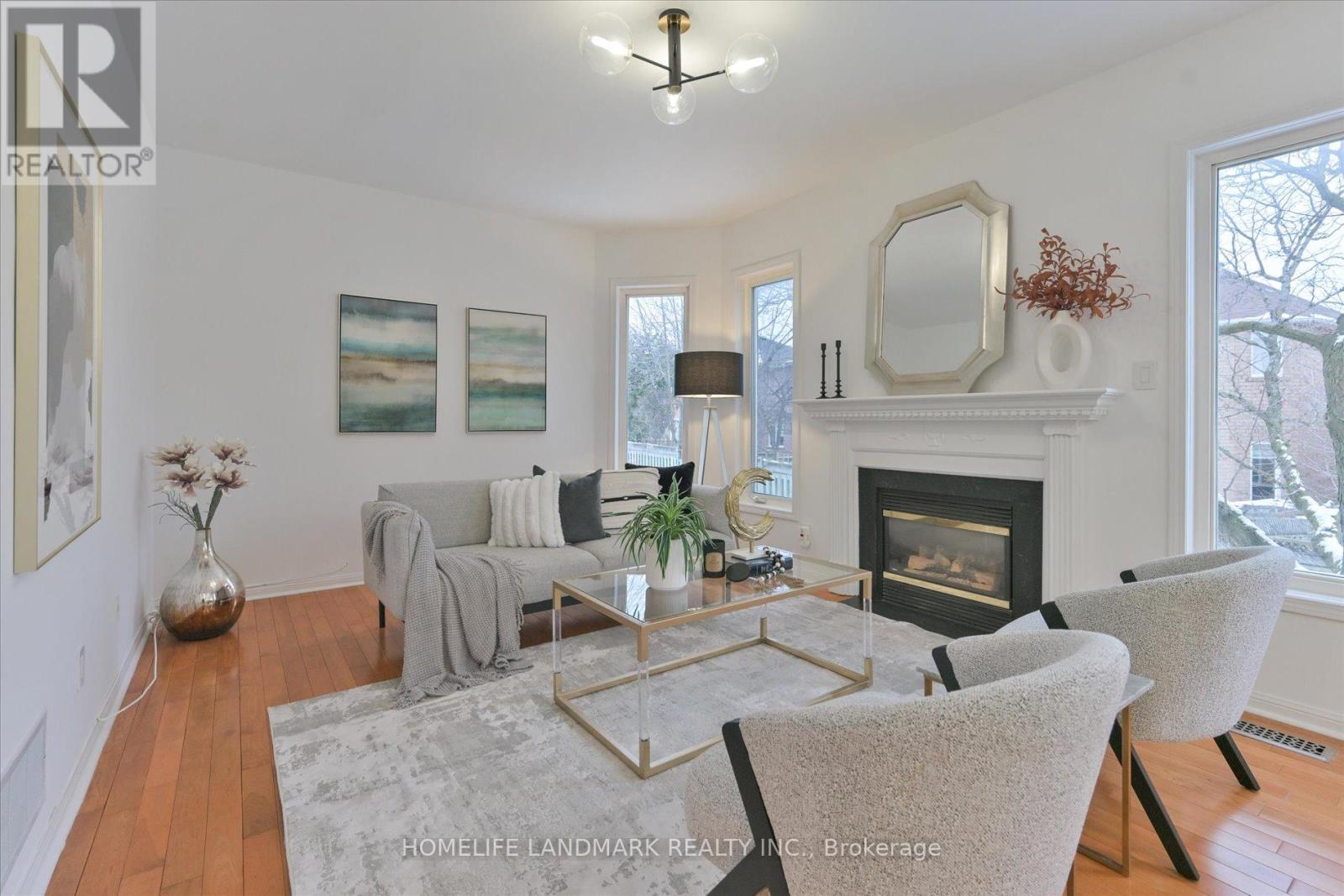 20 Fortune Crescent, Richmond Hill, Ontario  L4S 1S5 - Photo 5 - N12922314