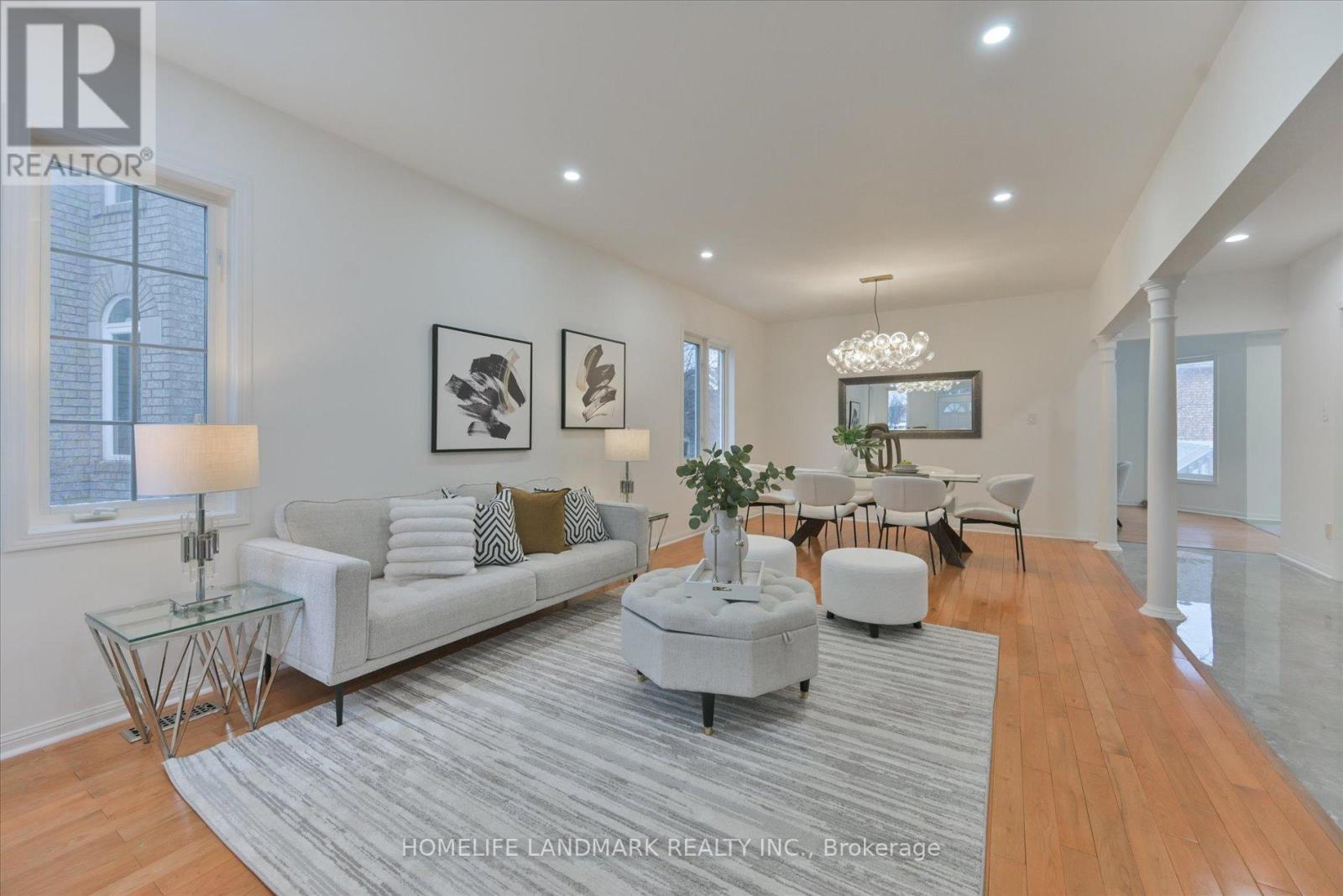 20 Fortune Crescent, Richmond Hill, Ontario  L4S 1S5 - Photo 8 - N12922314