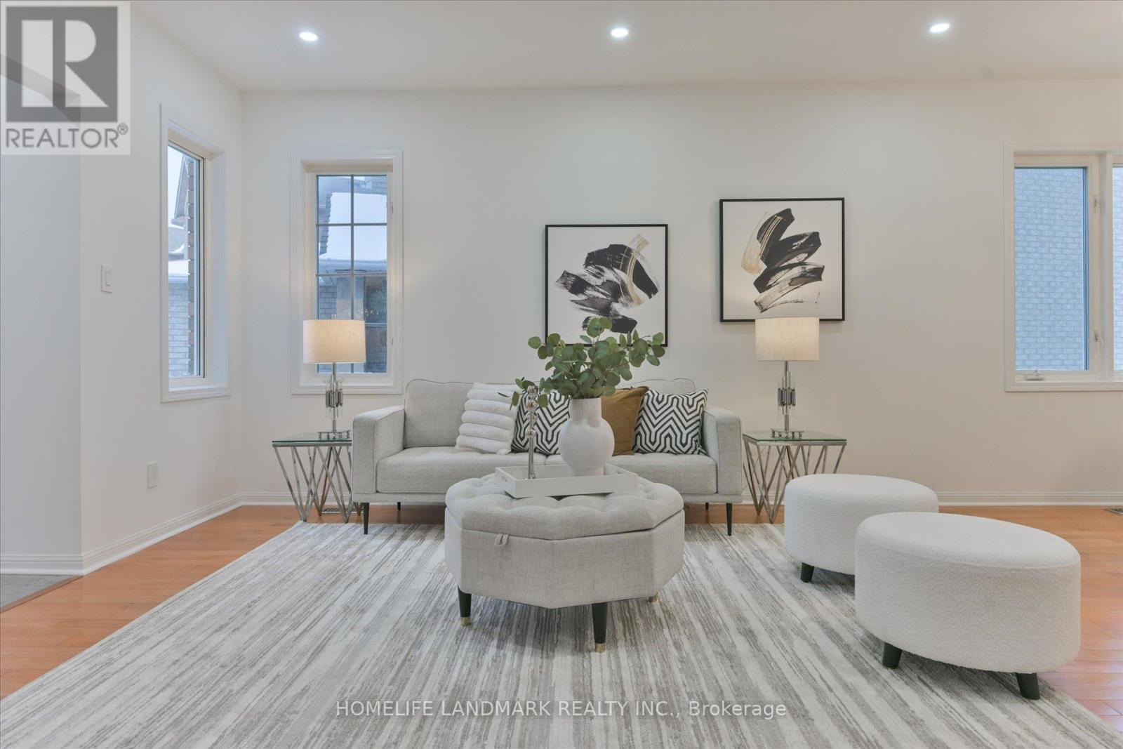 20 Fortune Crescent, Richmond Hill, Ontario  L4S 1S5 - Photo 9 - N12922314