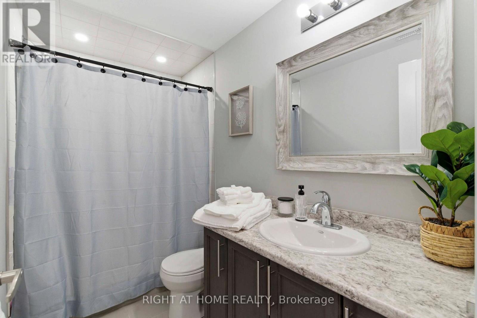 179 Walker Boulevard, New Tecumseth, Ontario  L9R 0R3 - Photo 23 - N12922268