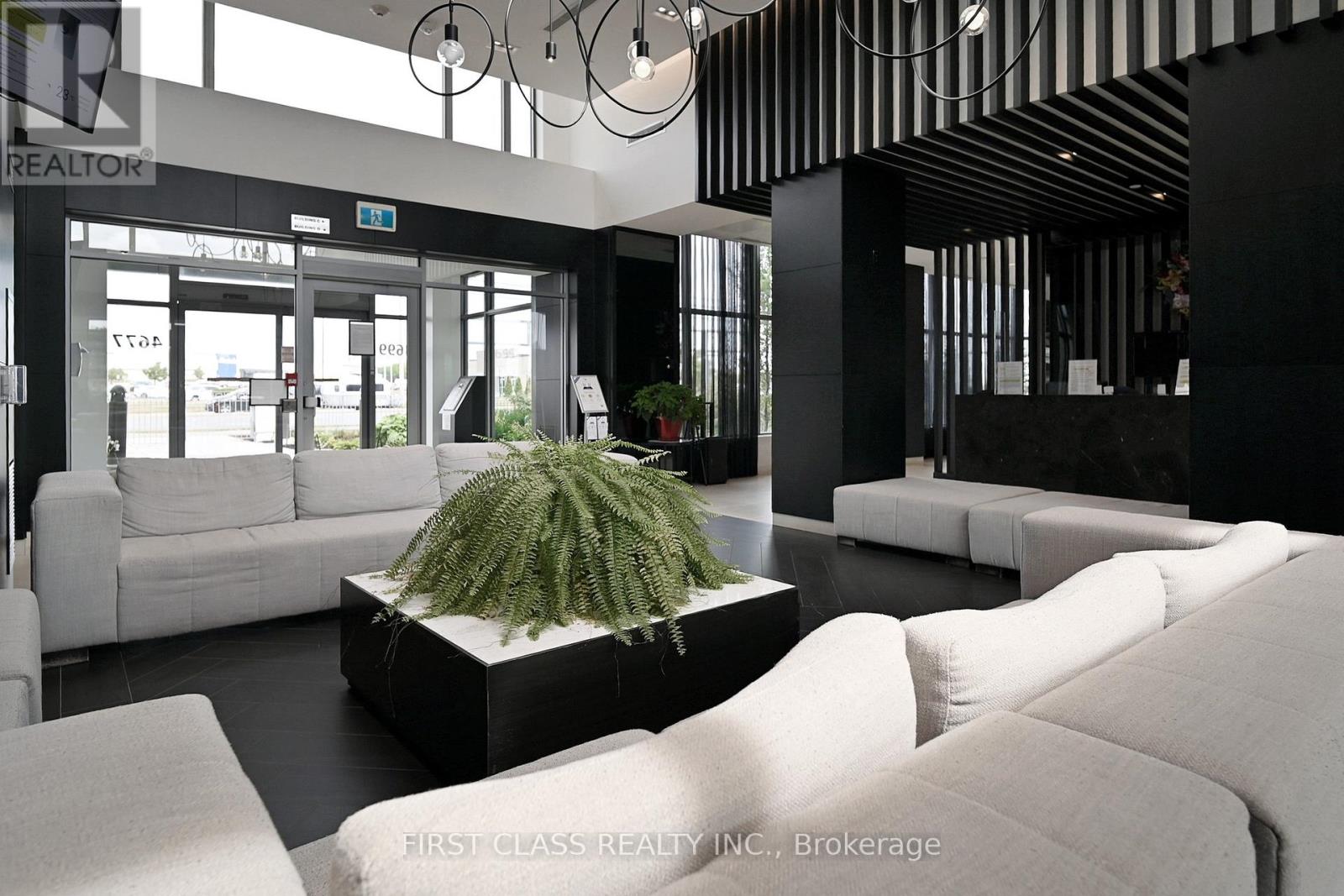 705 - 4699 Glen Erin Drive, Mississauga, Ontario  L5M 2E5 - Photo 5 - W12922274