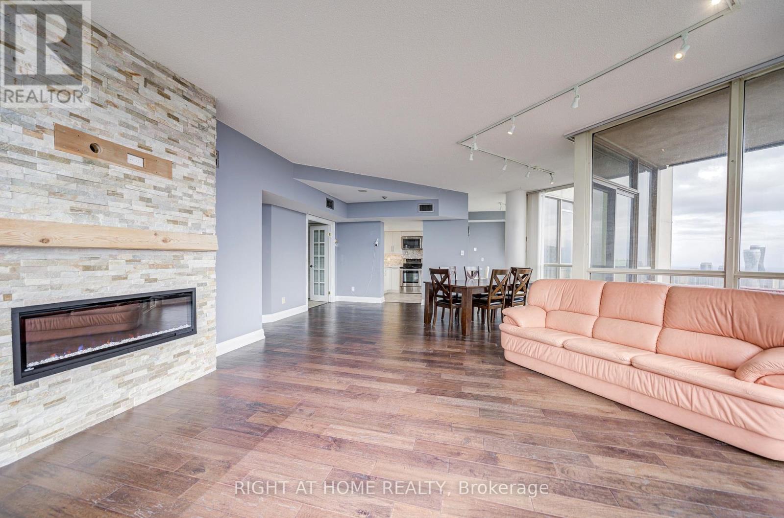 3405 - 45 Kingsbridge Garden Circle, Mississauga, Ontario  L5R 3K4 - Photo 15 - W12922312