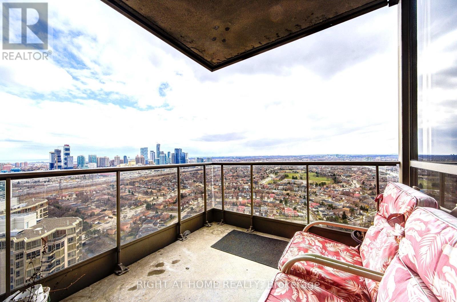 3405 - 45 Kingsbridge Garden Circle, Mississauga, Ontario  L5R 3K4 - Photo 31 - W12922312