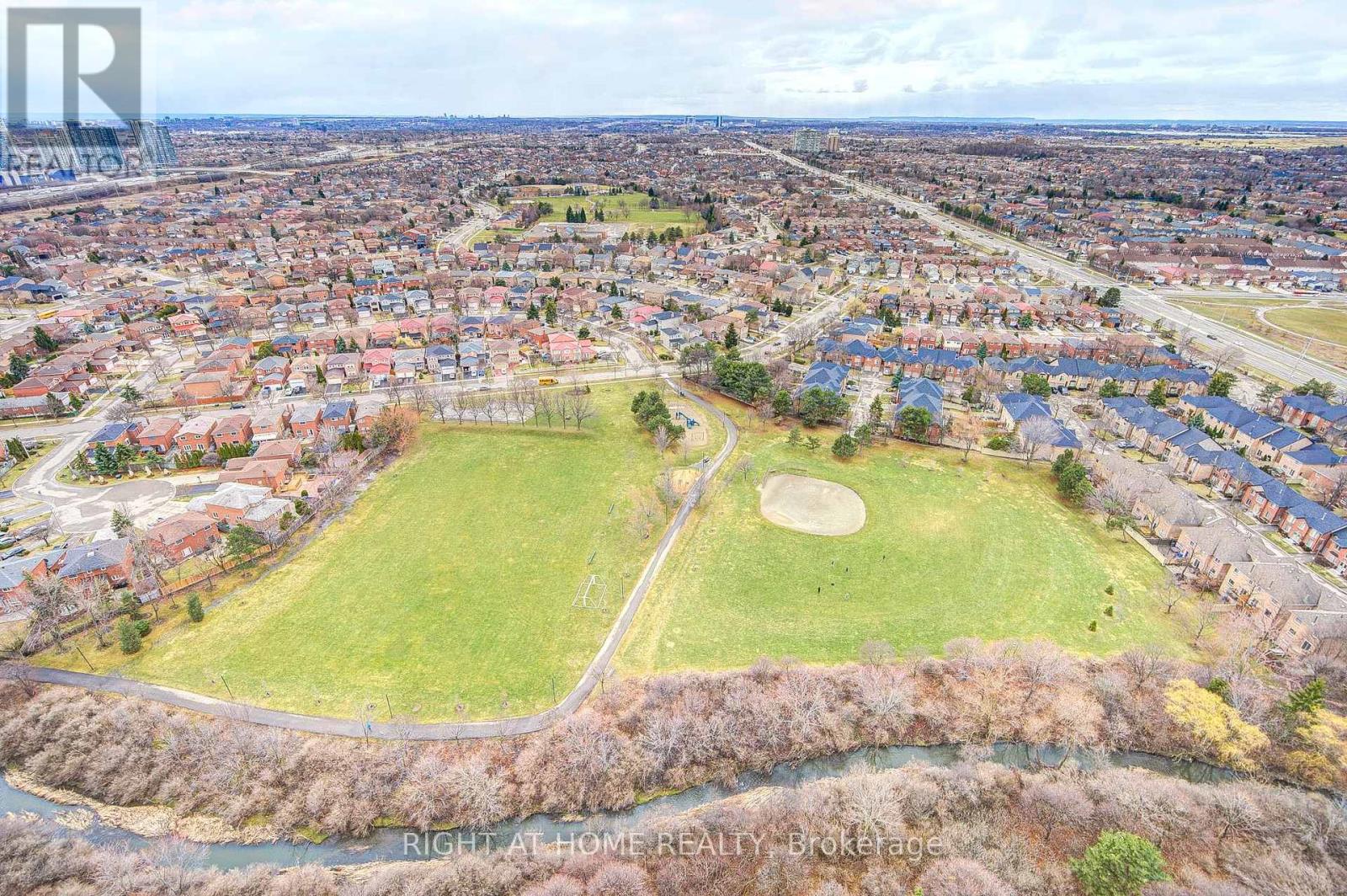 3405 - 45 Kingsbridge Garden Circle, Mississauga, Ontario  L5R 3K4 - Photo 33 - W12922312