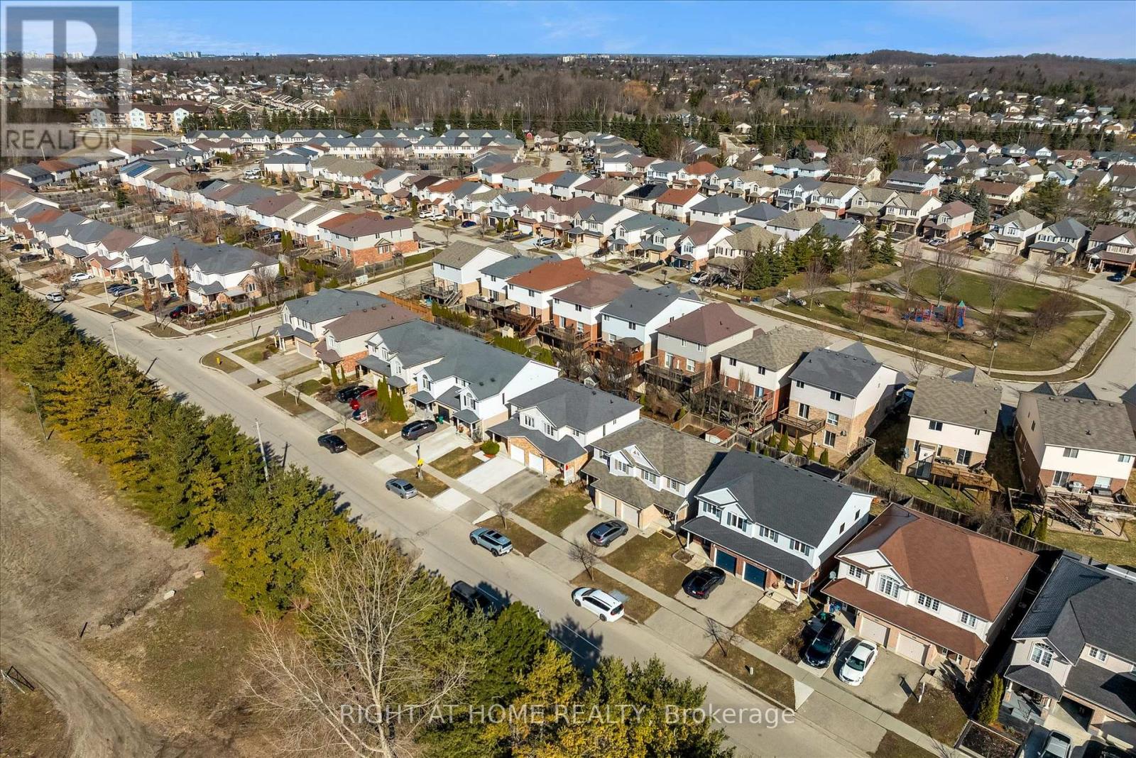 175 Sims Estate Drive, Kitchener, Ontario  N2A 0A6 - Photo 38 - X12922300