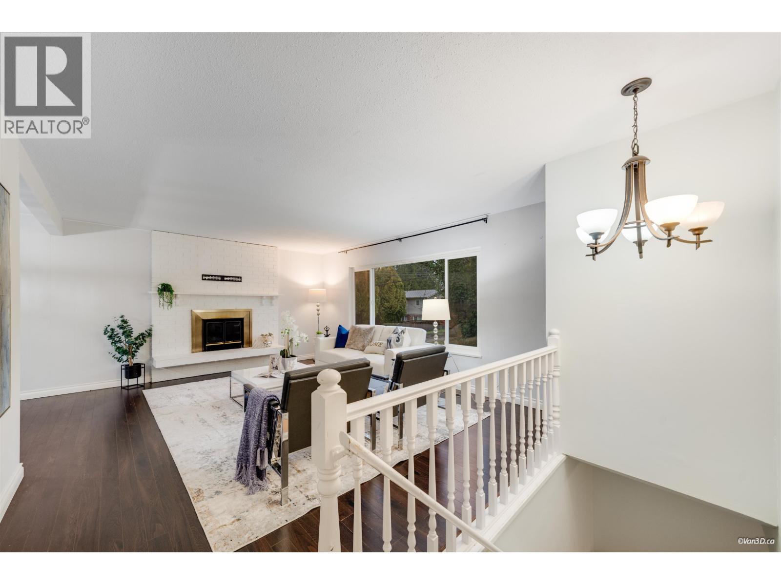 3728 Inverness Street, Port Coquitlam, British Columbia  V3B 3B6 - Photo 9 - R3077176