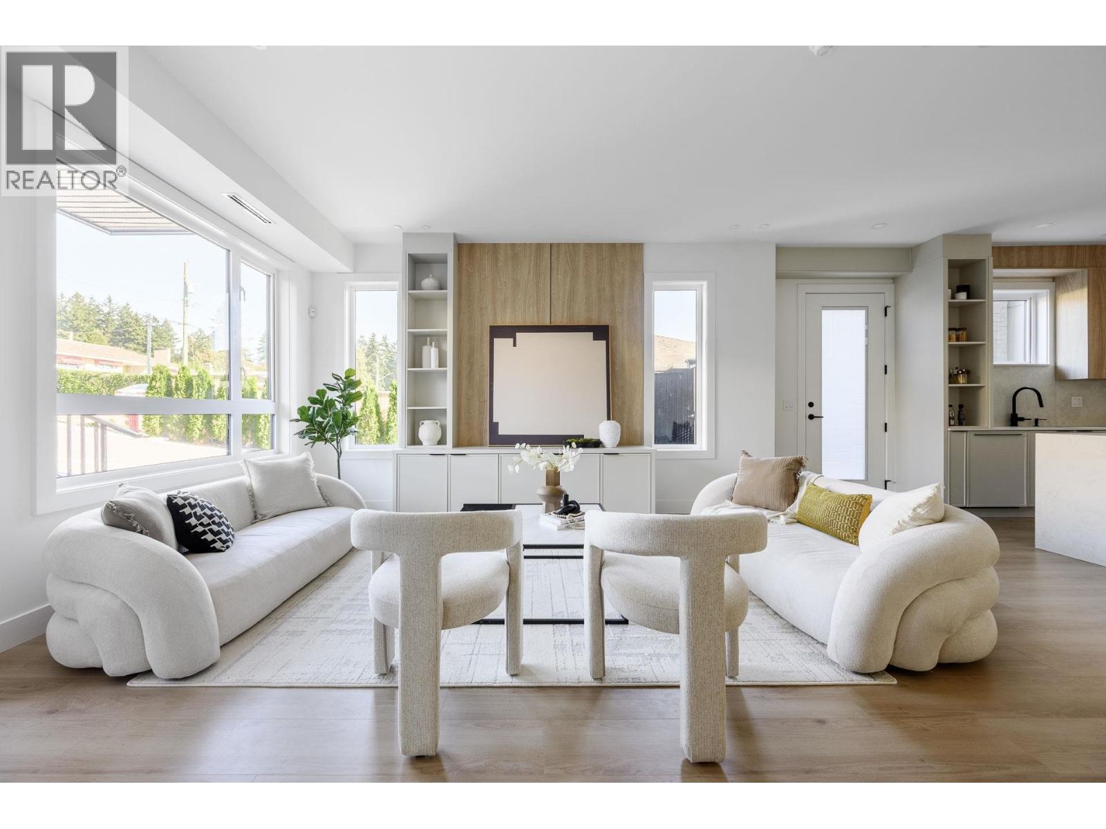 102 1132 MADORE AVENUE, Coquitlam, British Columbia