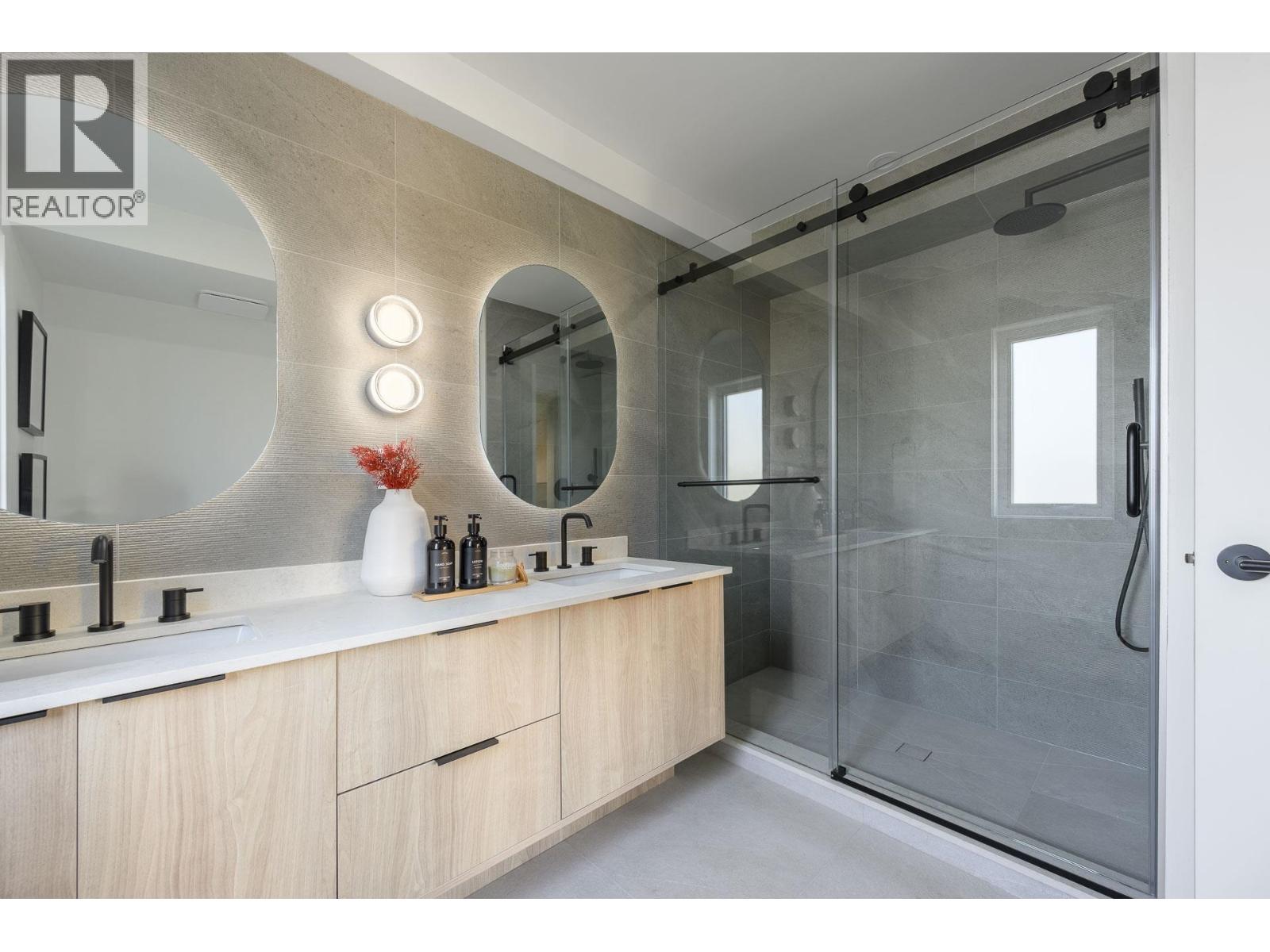 102 1132 Madore Avenue, Coquitlam, British Columbia  V3K 3B9 - Photo 18 - R3079395