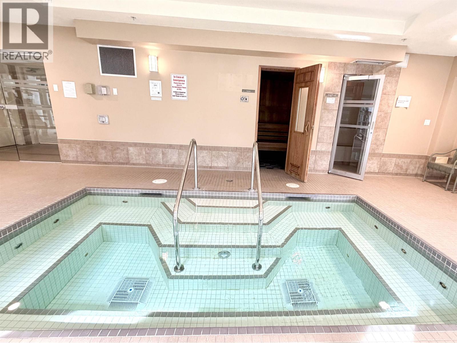 Th13 2089 Rosser Avenue, Burnaby, British Columbia  V5C 5E2 - Photo 10 - R3103724