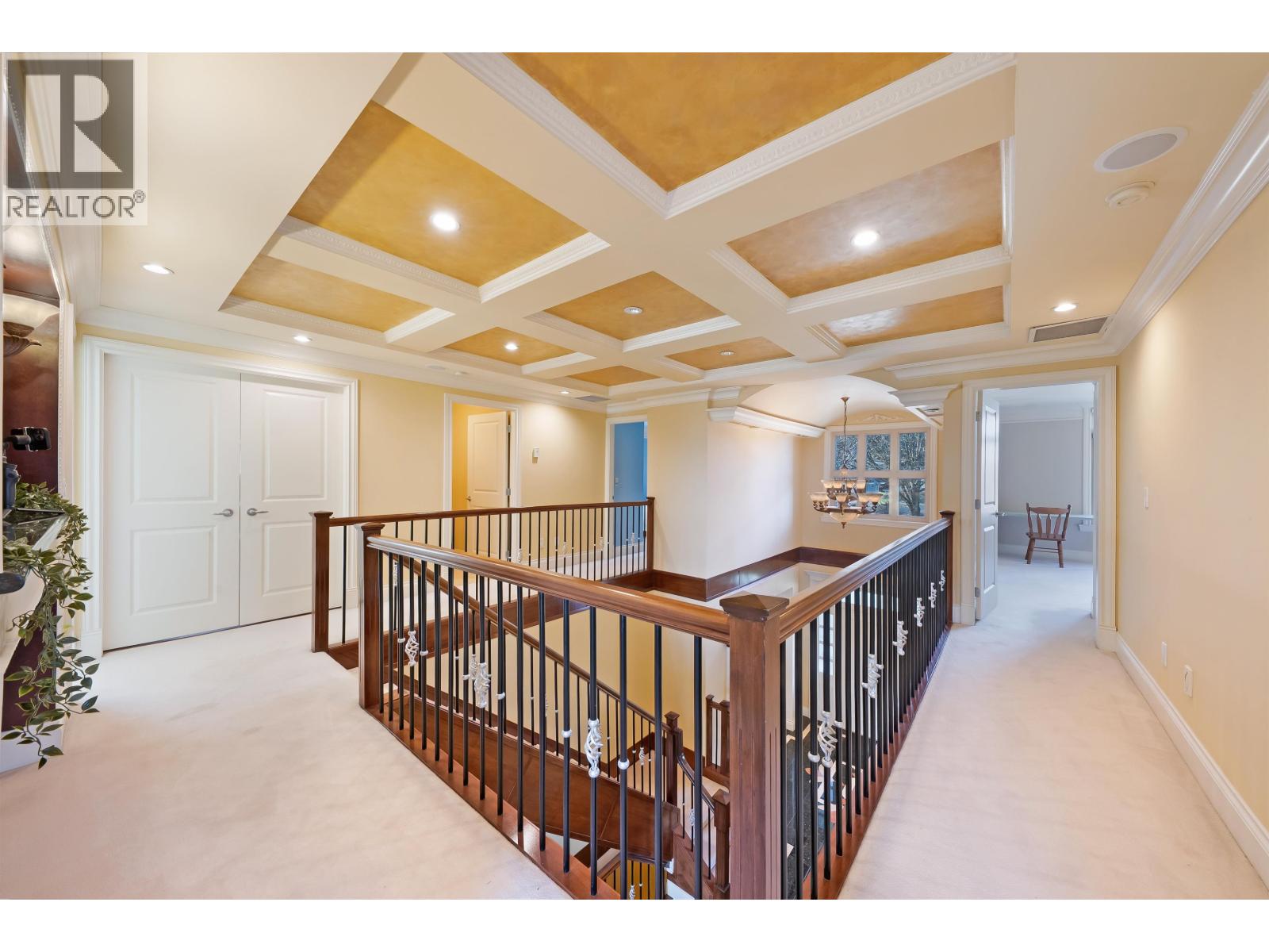 6166 Denbigh Avenue, Burnaby, British Columbia  V5H 3R5 - Photo 13 - R3102303