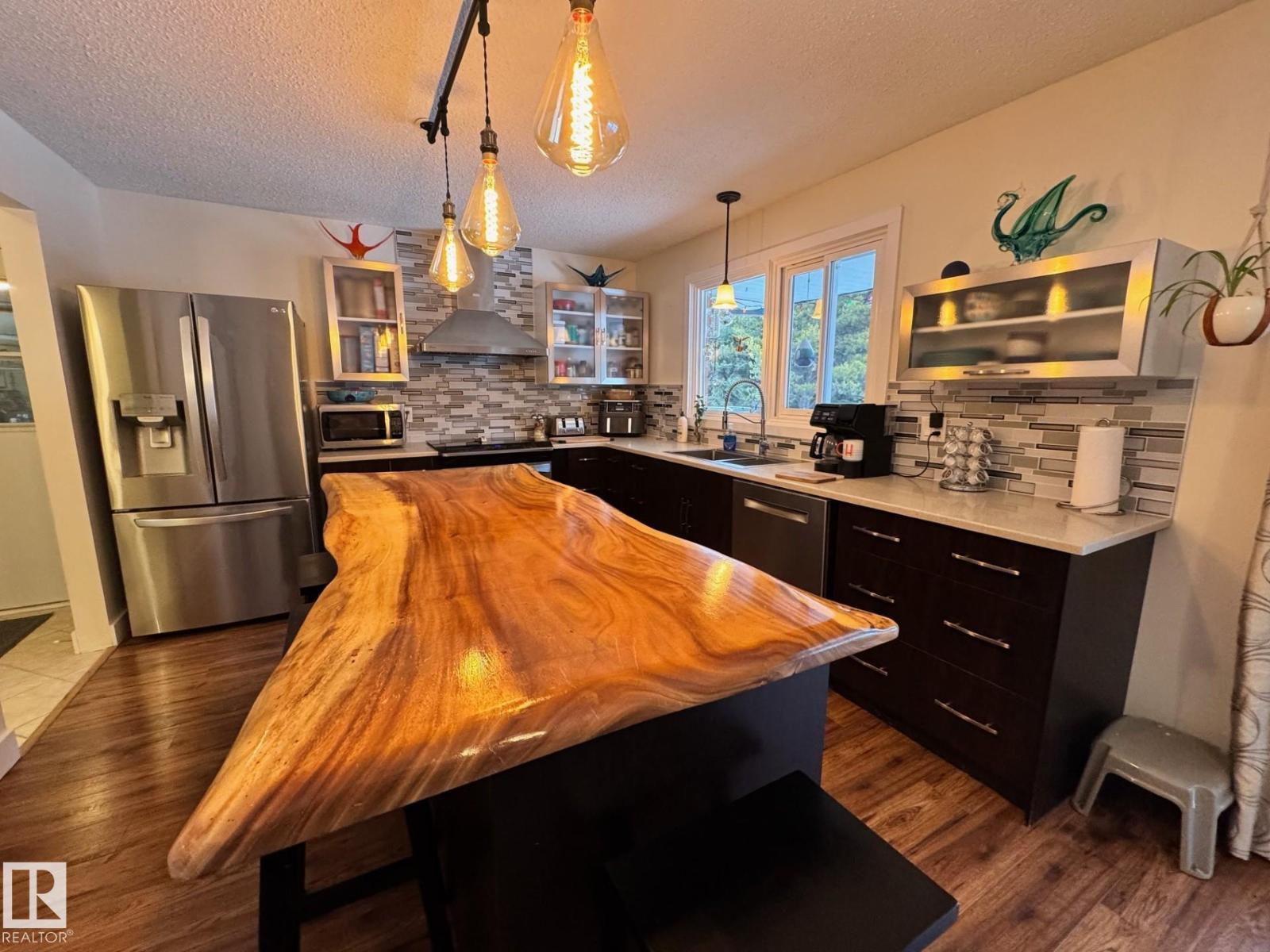 4911 46 St, Evansburg, Alberta  T0E 0T0 - Photo 8 - E4462994