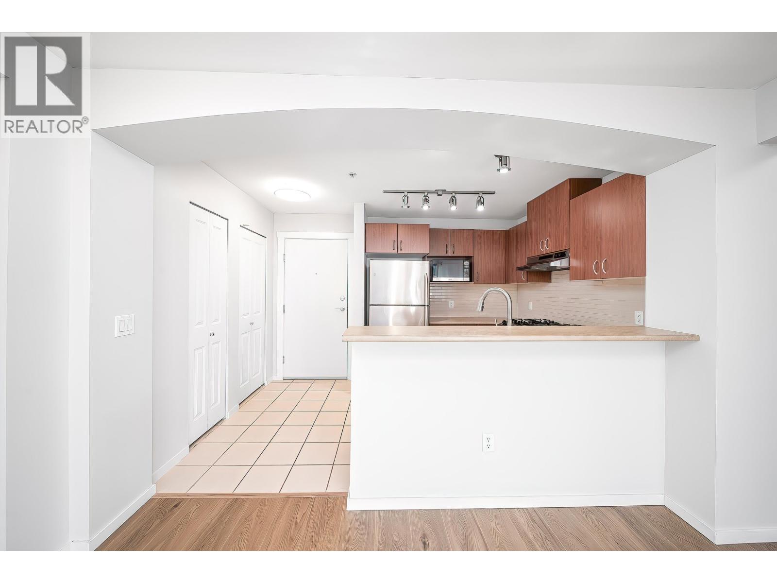 309 9283 Government Street, Burnaby, British Columbia  V3N 0A5 - Photo 13 - R3088681