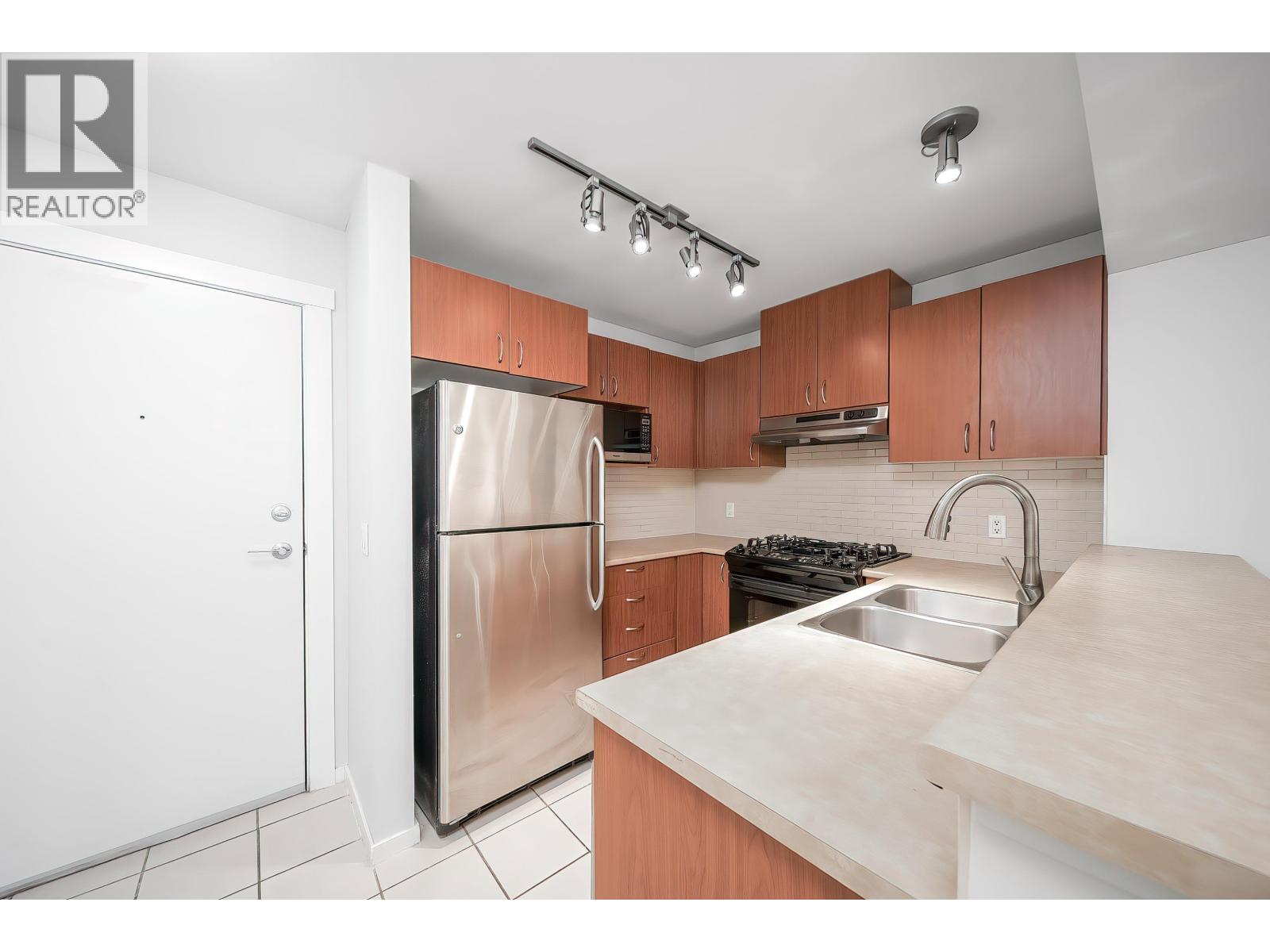 309 9283 Government Street, Burnaby, British Columbia  V3N 0A5 - Photo 14 - R3088681