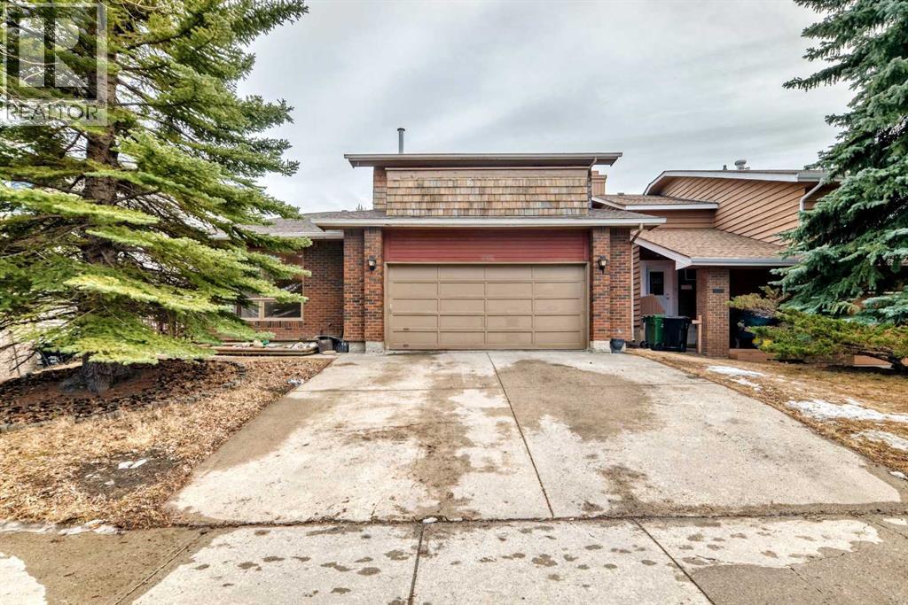 744 Strathcona Drive SW, Calgary, Alberta