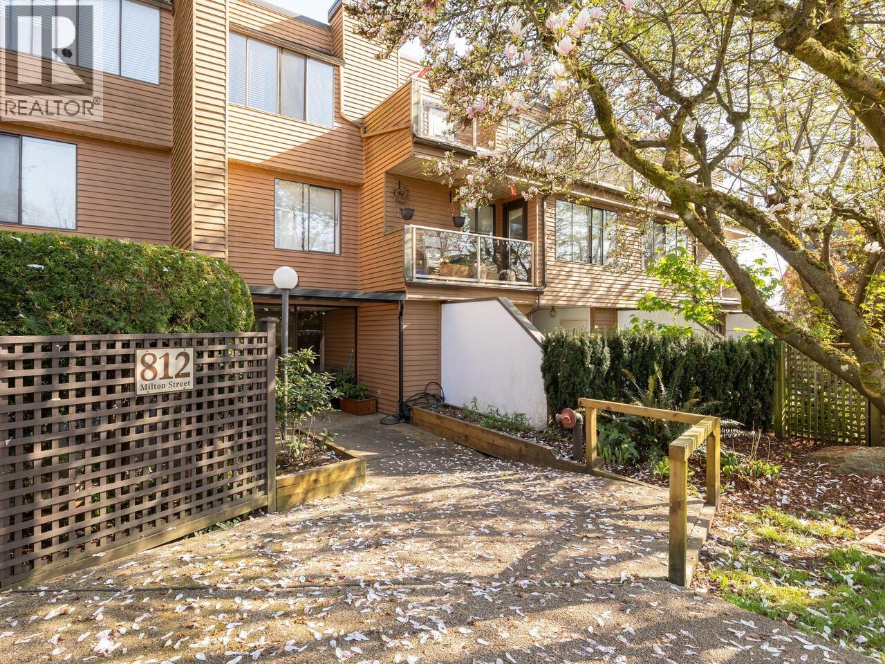 114 812 MILTON STREET, New Westminster, British Columbia