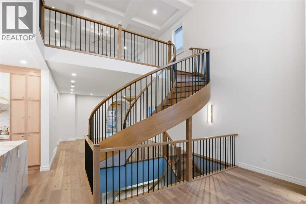 356 Greenwich Drive NW, Calgary, Alberta  T3B 6P4 - Photo 19 - A2296232