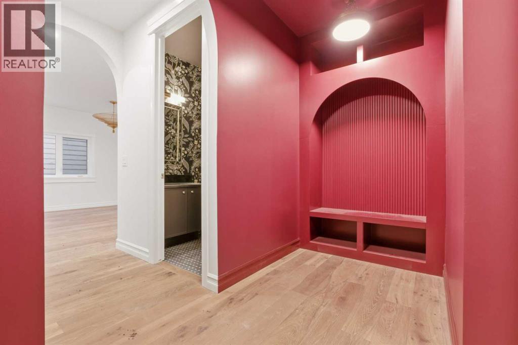 356 Greenwich Drive NW, Calgary, Alberta  T3B 6P4 - Photo 20 - A2296232