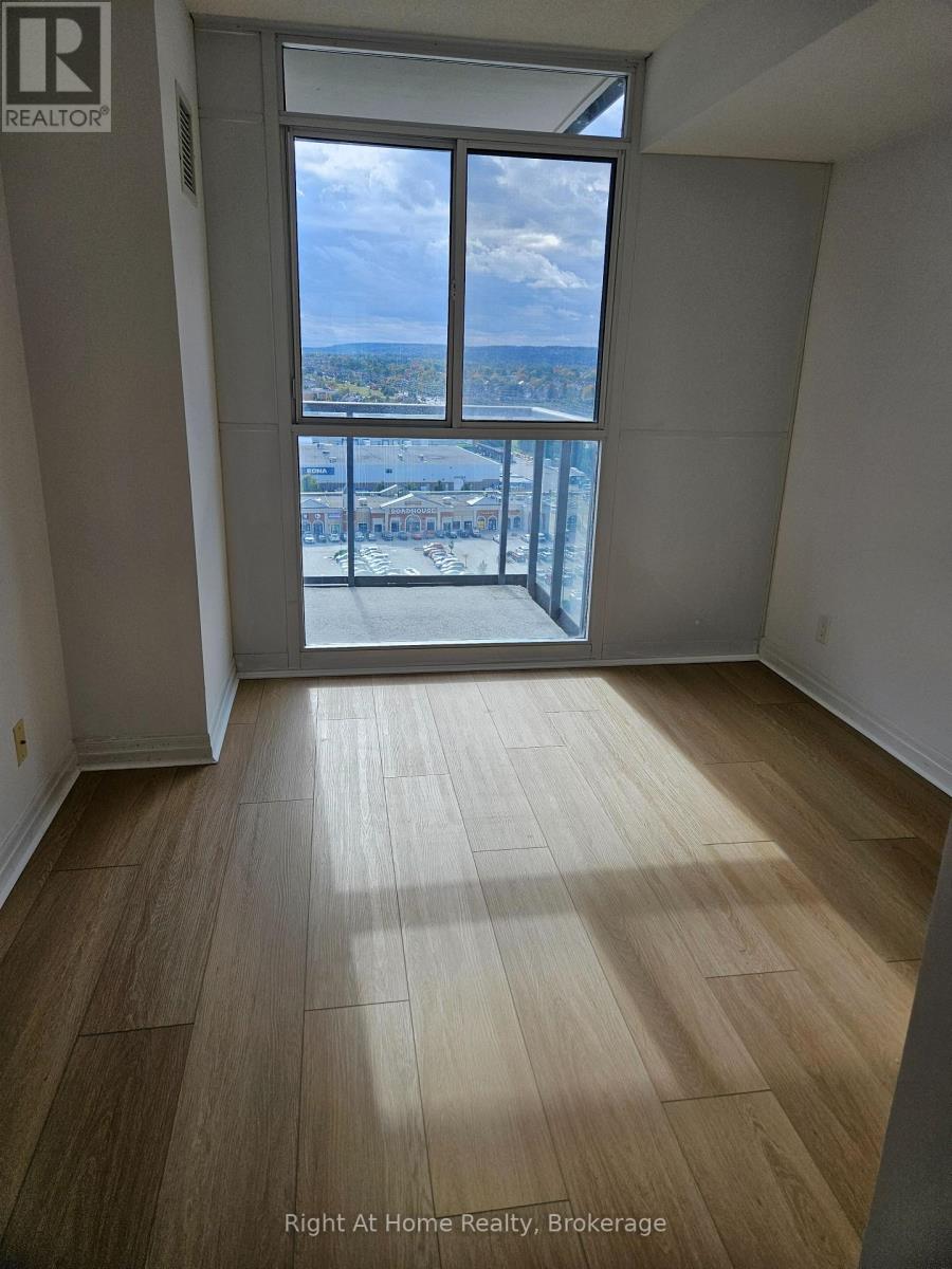 1506 - 1940 Ironstone Drive, Burlington, Ontario  L7L 0E4 - Photo 14 - W12731450