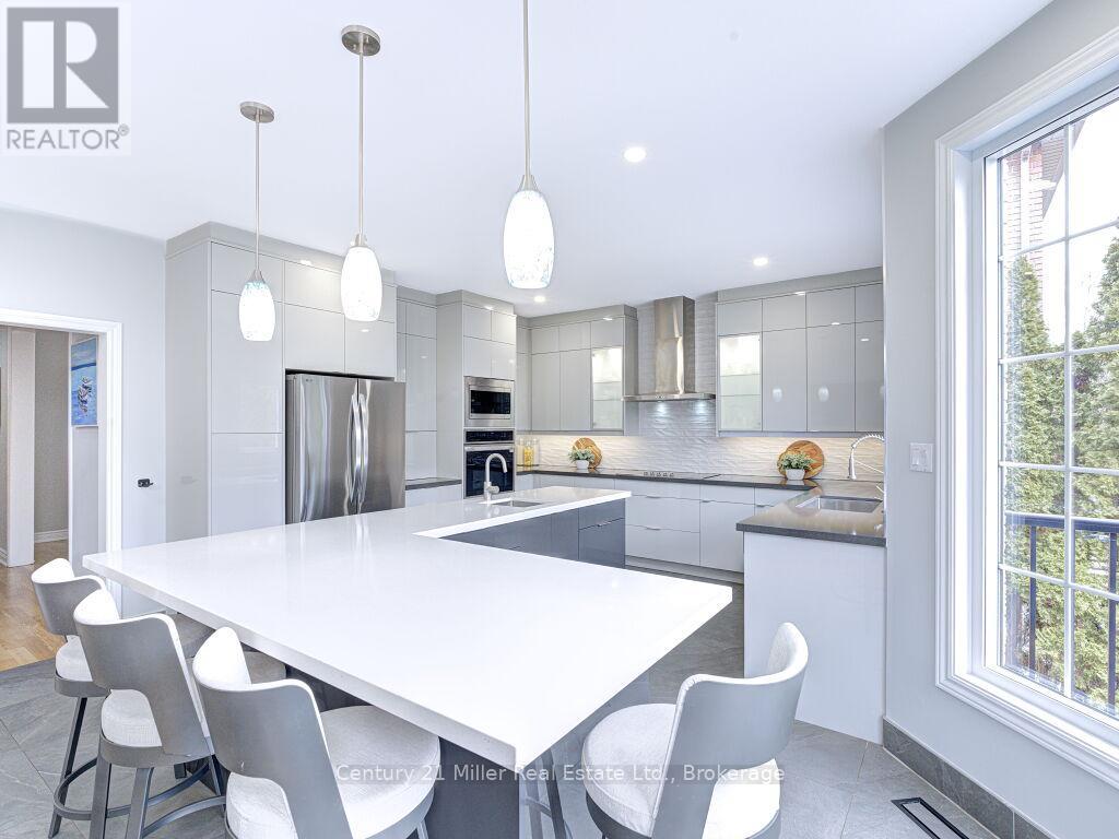 2128 Arbourview Drive, Oakville, Ontario  L6M 3N9 - Photo 18 - W12922374