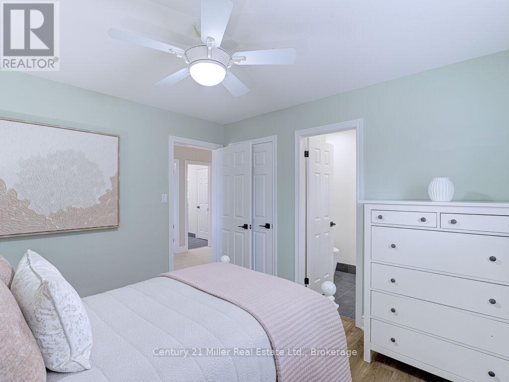 2128 Arbourview Drive, Oakville, Ontario  L6M 3N9 - Photo 36 - W12922374