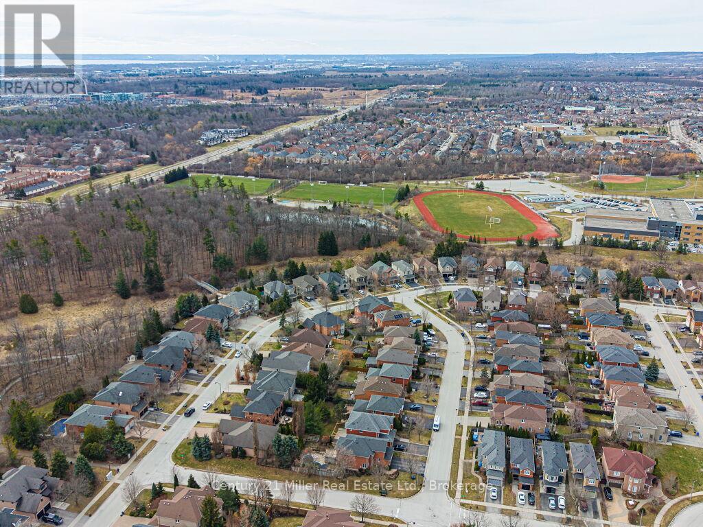 2128 Arbourview Drive, Oakville, Ontario  L6M 3N9 - Photo 50 - W12922374