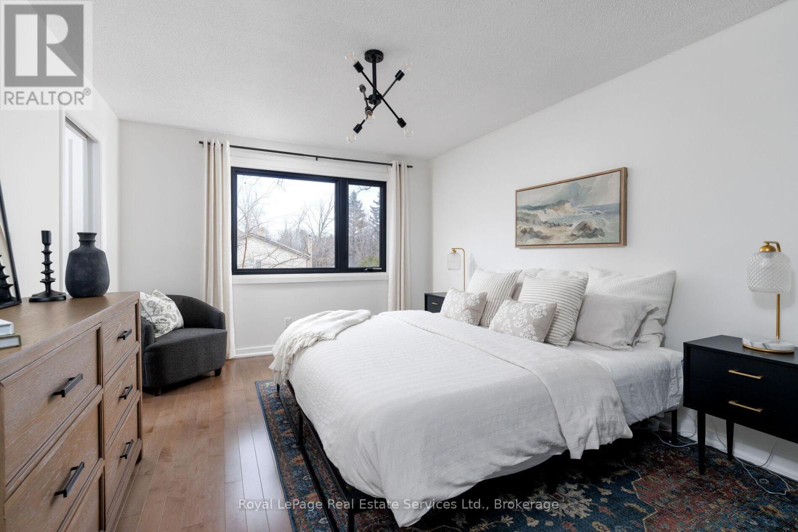 181 Chalmers Street, Oakville, Ontario  L6L 5R7 - Photo 21 - W12922388