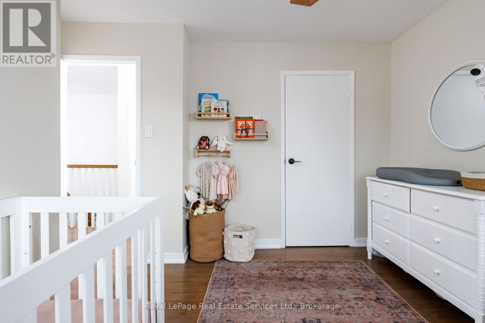 181 Chalmers Street, Oakville, Ontario  L6L 5R7 - Photo 28 - W12922388