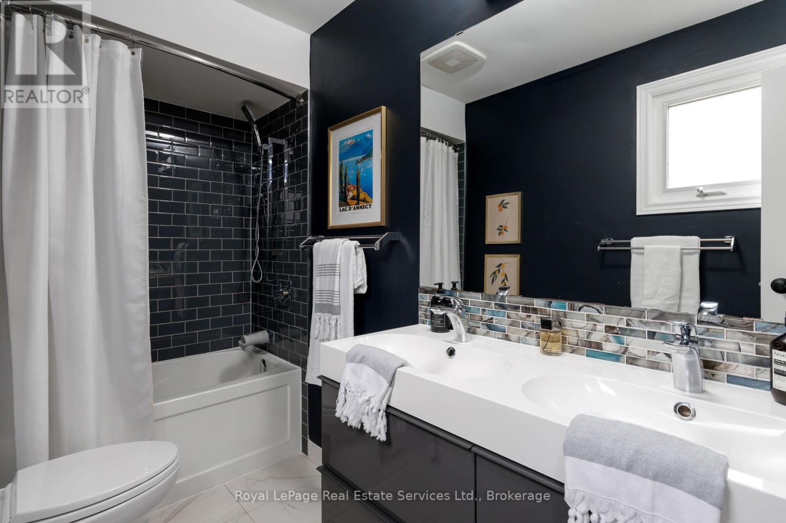 181 Chalmers Street, Oakville, Ontario  L6L 5R7 - Photo 30 - W12922388