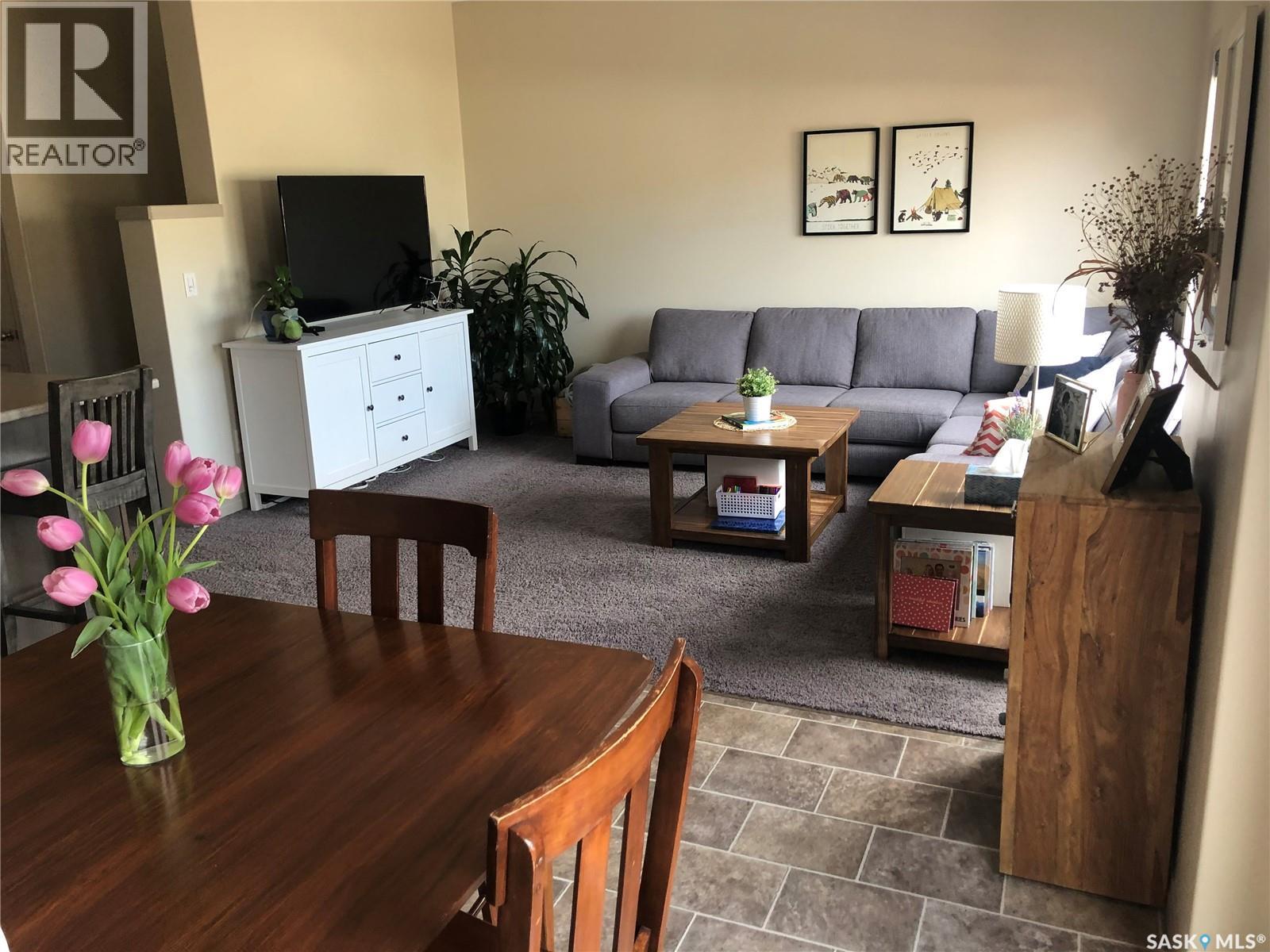 211 Mcbeth Crescent, Saskatoon, Saskatchewan  S7T 0K5 - Photo 14 - SK031174