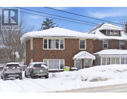 731-733 Wellington ST E, Sault Ste. Marie, Ontario