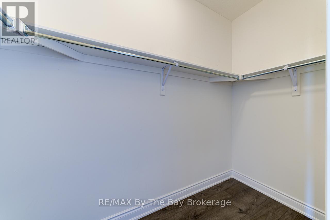 15 Union Boulevard, Wasaga Beach, Ontario  L9Z 0M6 - Photo 18 - S12922394