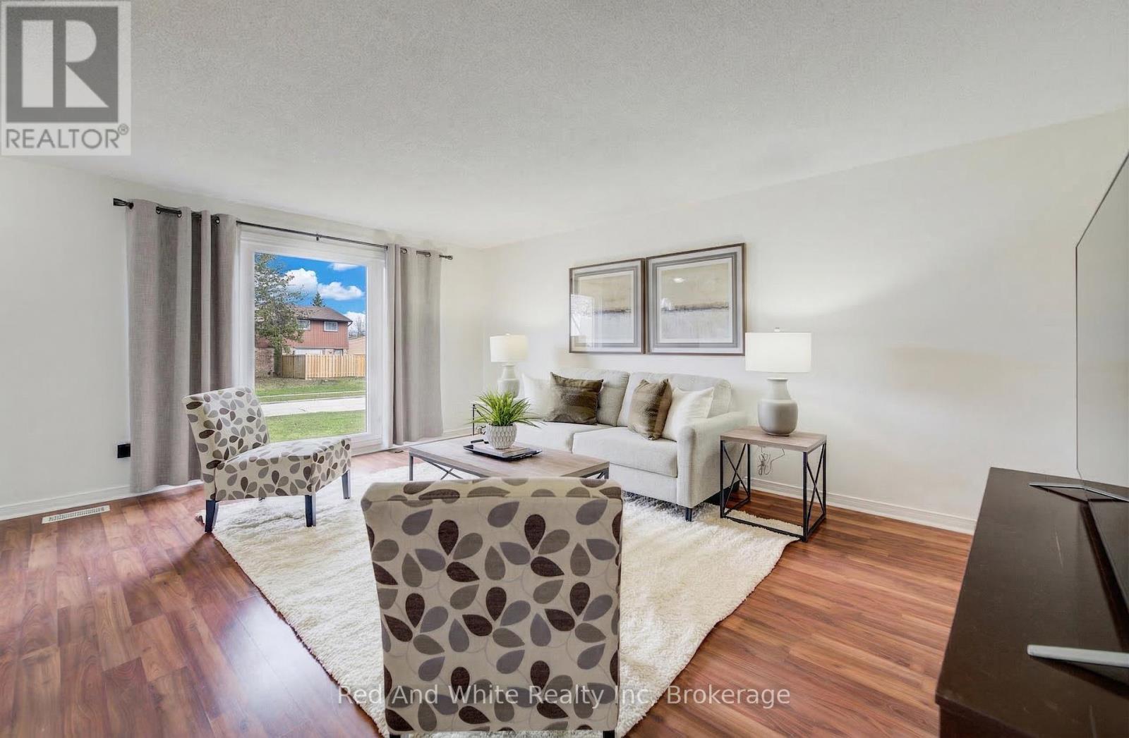 43 Ferguson Avenue, Cambridge, Ontario  N1R 6E9 - Photo 5 - X12922350