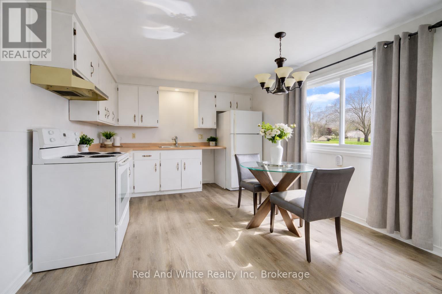 43 Ferguson Avenue, Cambridge, Ontario  N1R 6E9 - Photo 8 - X12922350