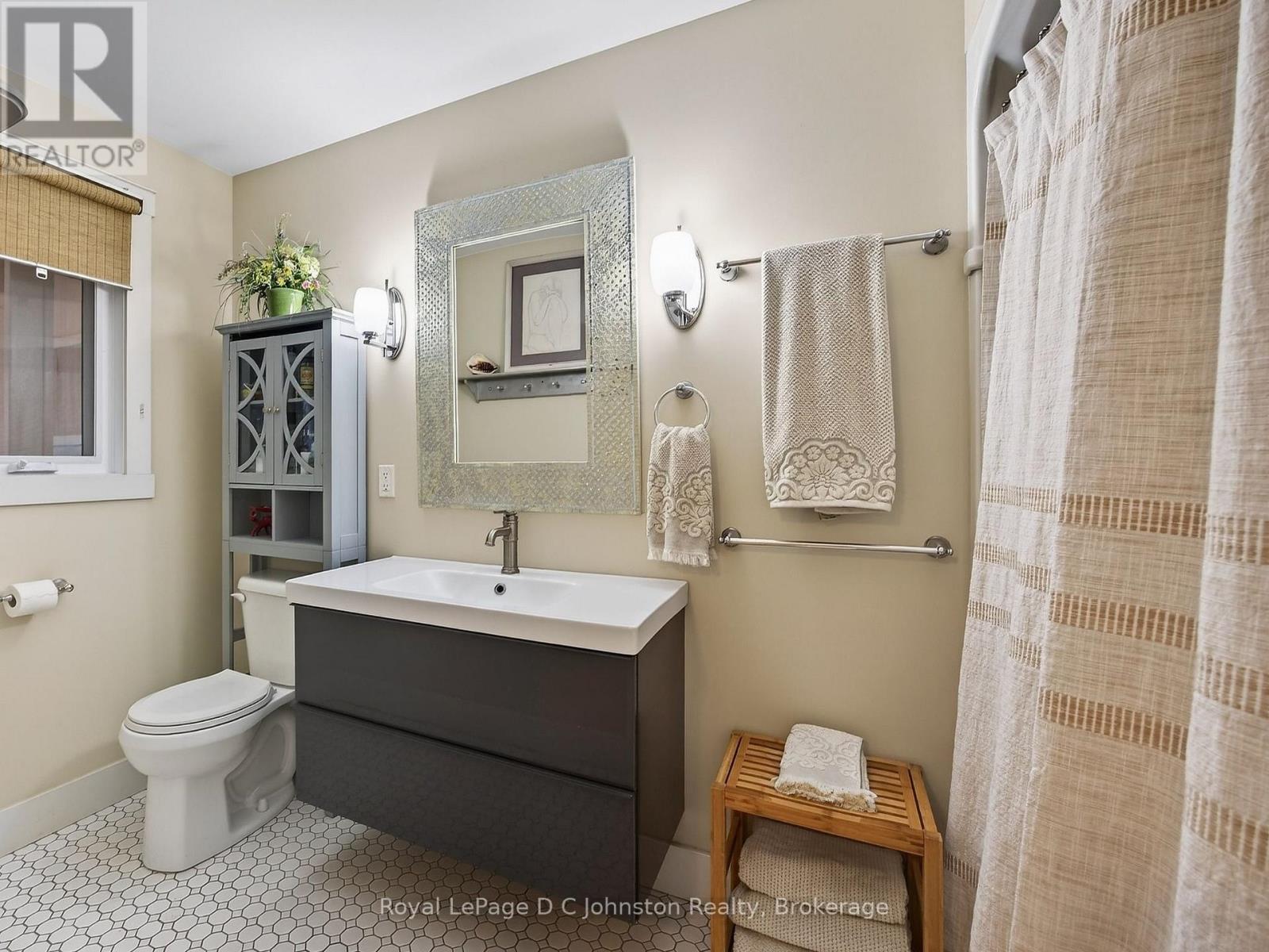 106 - 383 Mcnabb Street, Saugeen Shores, Ontario  N0H 2L0 - Photo 26 - X12922358