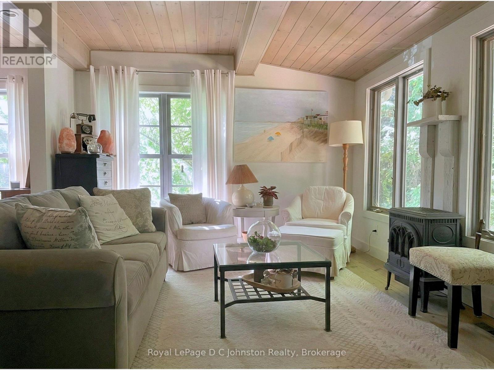 106 - 383 Mcnabb Street, Saugeen Shores, Ontario  N0H 2L0 - Photo 31 - X12922358