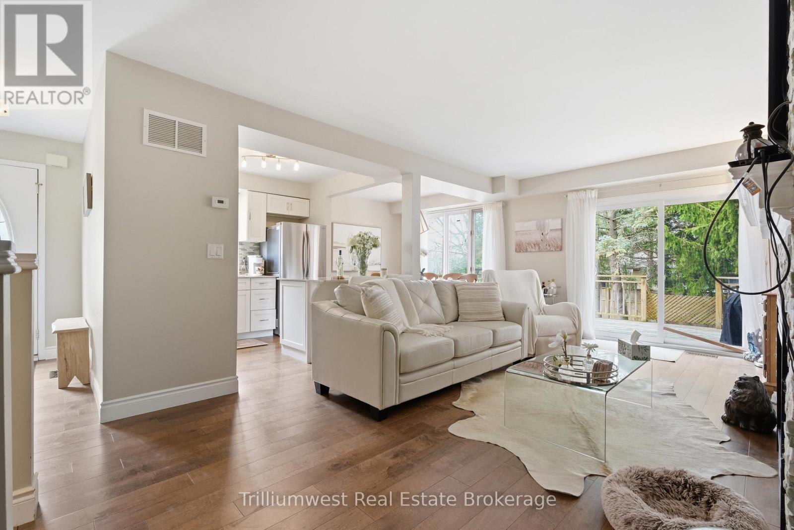 11 - 941 Gordon Street, Guelph, Ontario  N1G 4R9 - Photo 3 - X12922378